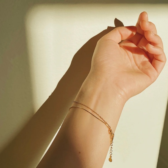 Double Layered Bracelet - Picture 4 of 6